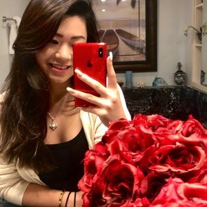 Meet your Posher, Nikki